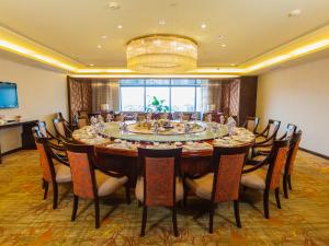 Posezení v ubytování WuHu XingBai JinLing Hotel