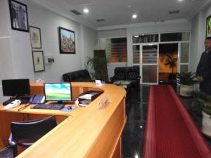 Μια τηλεόραση ή/και κέντρο ψυχαγωγίας στο Ubay Hotel