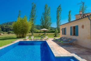 The swimming pool at or close to Es Moli (Son Comparet)