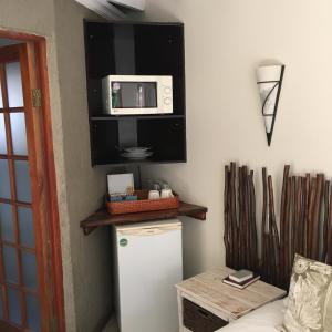 Kuchyň nebo kuchyňský kout v ubytování The Birdhouse Bed & Breakfast #NO Loadshedding #Solar Energy
