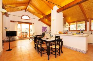 Μια τηλεόραση ή/και κέντρο ψυχαγωγίας στο Casa del Escriva
