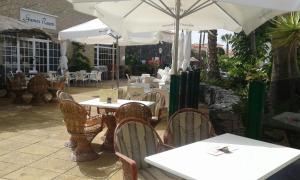 Restaurace v ubytování Las Adelfas 2