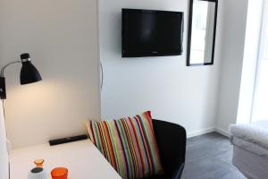 TV a/nebo společenská místnost v ubytování 272 Bed & Breakfast