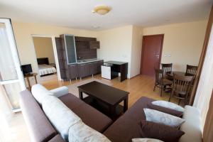 Kuchyň nebo kuchyňský kout v ubytování Hotel Damyanoff