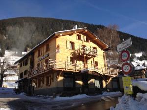 Nespecifikovaný výhled na hory nebo výhled na hory při pohledu z hotelu + 24 fotografií