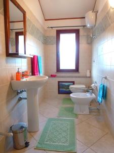 Koupelna v ubytování B&B Su Frascu Segau