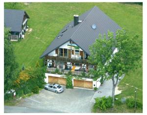 A bird's-eye view of Gästehaus Fichtelgebirgsblick