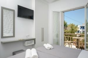 Balkón alebo terasa v ubytovaní Elegant Apartments + 37 fotografií