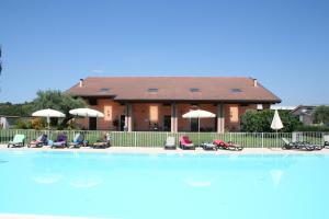 Basen w obiekcie Agriturismo Ca' Del Gal lub w pobliżu
