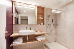 Koupelna v ubytování Hotel Gasthof zum Ochsen + 37 fotografií