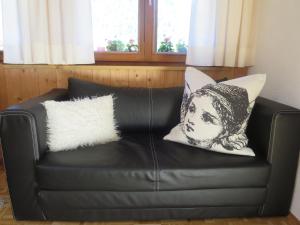 Posedenie v ubytovaní Haus Manser