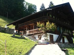 Gallery image of Spacious Swiss Alpine Chalet for Nature Lovers in Val-d'Illiez
