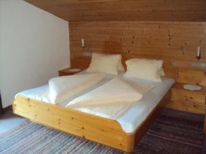 Postel nebo postele na pokoji v ubytování Fürstenhof