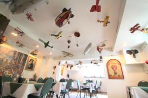 Posezení v ubytování Hotel Zu den Linden