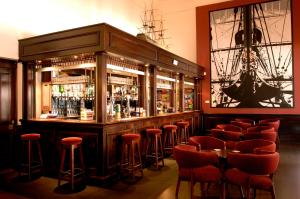 Lounge nebo bar v ubytování Royal Maritime Hotel