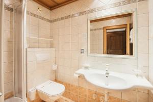 Łazienka w obiekcie Hotel Hoferwirt