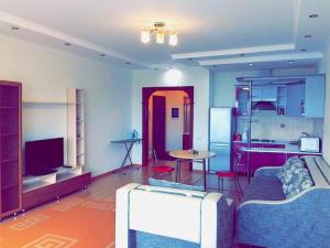 Кът за сядане в Amasing apartment on Dostyk 5 str