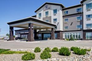 a rendering of the front of a hotel at Canalta Martensville in Martensville