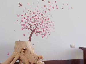 תמונה מהגלריה של Qing Taoyuan Homestay בהעיר העתיקה הנגצ'ון