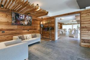 Posedenie v ubytovaní Dolomeet Boutique Hotel