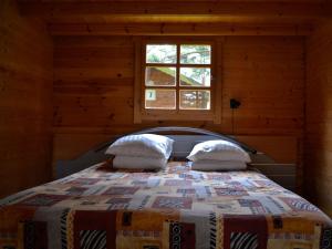 Postel nebo postele na pokoji v ubytování Camping Männisalu