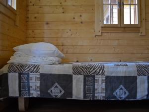 Postel nebo postele na pokoji v ubytování Camping Männisalu