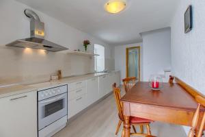 Fotografie z fotogalerie ubytování Sea view house Rukonic Ustrine v destinaci Ustrine
