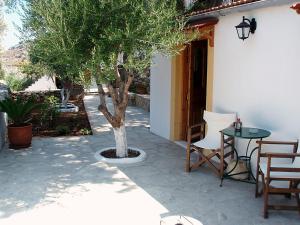 Een patio of ander buitengedeelte van Panorama Thea