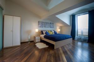 Katil atau katil-katil dalam bilik di Apart Madryt