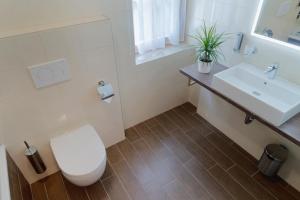 Bathroom sa Hotel Pavlov