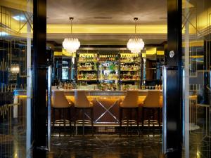 Salon oz. bar v nastanitvi The Westbury Hotel