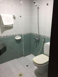 Ванна кімната в Simba Hotel