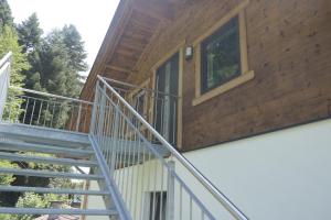 Zdjęcie z galerii obiektu Ferienwohnung Waldesruh w mieście Kössen