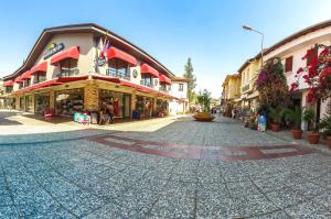 The surrounding neighborhood or a neighborhood close to a panziókat
