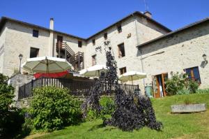 Zahrada ubytování Auberge la Source - Logis Hôtels