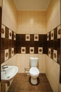 Bagno di Apartment on brativ Rohatyntsiv 3