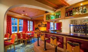 Lounge nebo bar v ubytování Hotel Excelsior