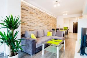 Posedenie v ubytovaní Tęczowe Wzgórze Apartament Oaza