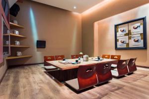 Μια τηλεόραση ή/και κέντρο ψυχαγωγίας στο Fortuna Hotel Hanoi