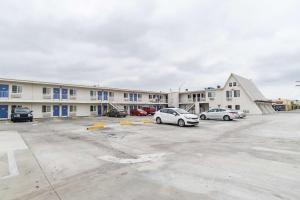 Motel 6-Long Beach, CA - International City