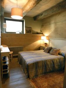 Кровать или кровати в номере La Borda del Zarrastiecho
