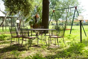 Vonkajšia záhrada v ubytovaní Villa di Campagna Santa Giulia