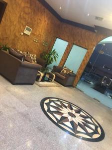Зона вітальні в Gulf Crown Hotel Apartment