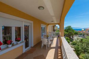 Fotografie z fotogalerie ubytování Two-Bedroom Apartment in Crikvenica XI v destinaci Crikvenica