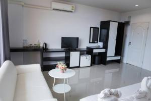 Fotografie z fotogalerie ubytování Home Rezidence Prachinburi v destinaci Si Maha Phot
