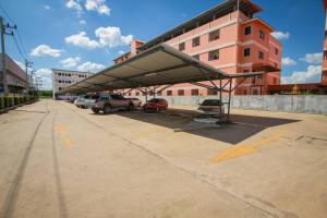 Fotografie z fotogalerie ubytování Home Rezidence Prachinburi v destinaci Si Maha Phot