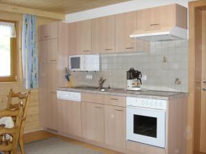 Kuchyňa alebo kuchynka v ubytovaní Appartement Bischof