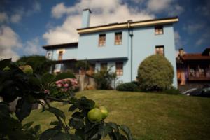 Ein Garten an der Unterkunft Casa de Aldea La Pumariega