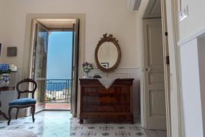 Фотография из галереи Residence Mareluna - Amalfi Coast в городе Виетри