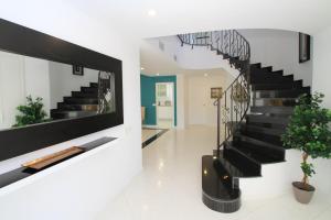 Fotografie z fotogalerie ubytování ARENDA Villa Alamo Pino Alto v destinaci Miami Platja